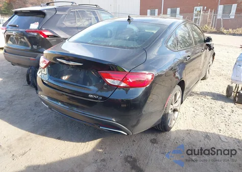 2015 Chrysler 200 S z USA, uszkodzony, nr VIN 1C3CCCDG5FN544037